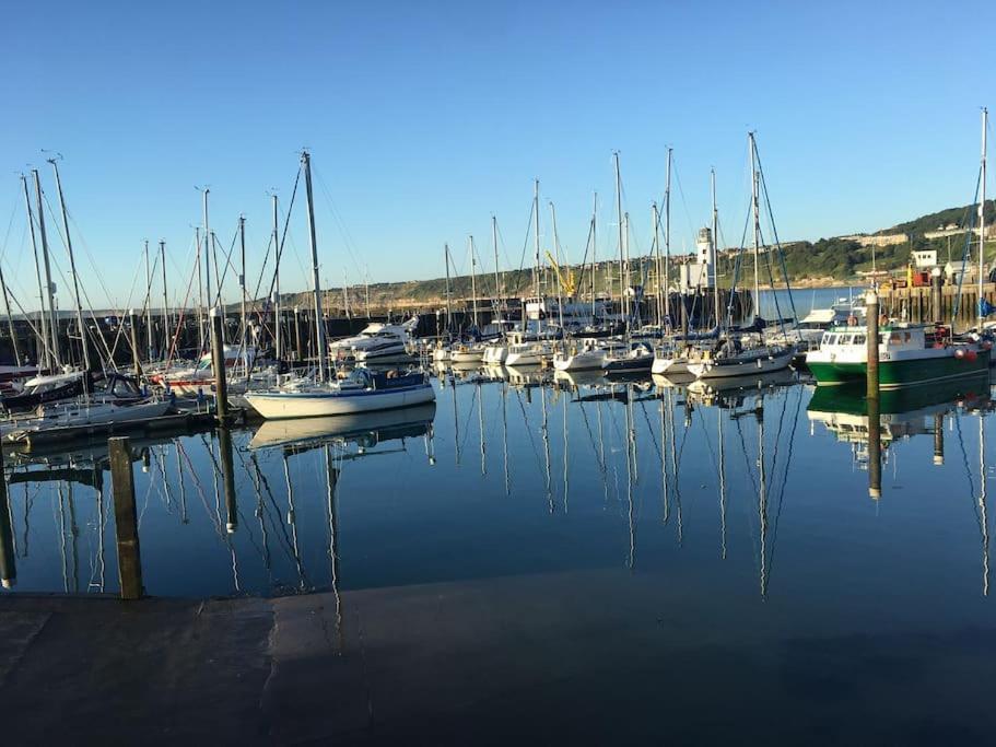 The North Bay Hideaway, Scarborough Διαμέρισμα Εξωτερικό φωτογραφία